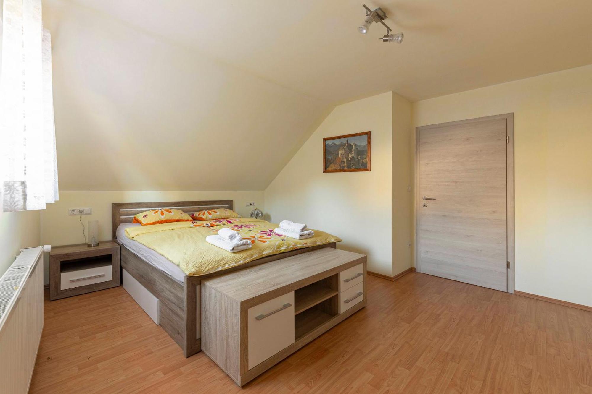 Apartment Pr' Kavac Rateče Exterior foto